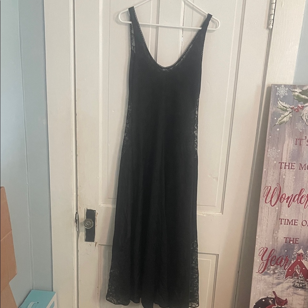 Elegant Black Lace Dress